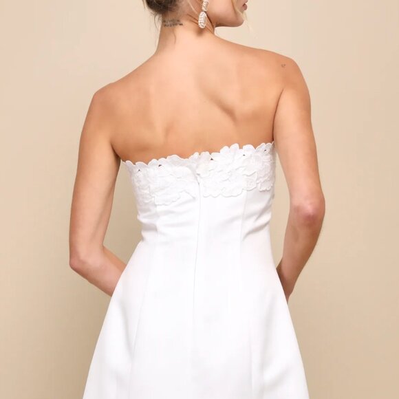 Lulus - Unforgettable Icon White Satin Strapless Floral Mini Dress - Picture 3 of 6